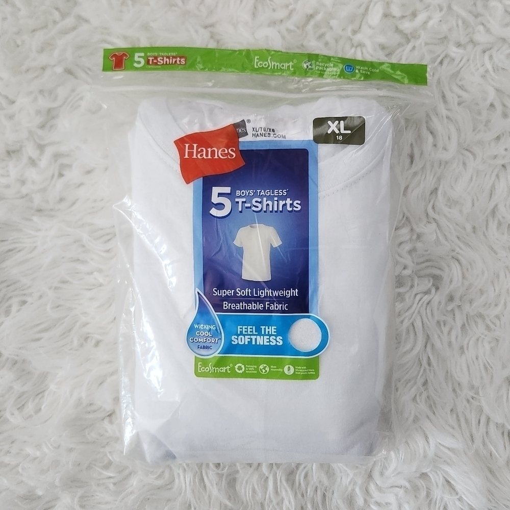 Hanes 5 pk. Boys Tagless T-Shirts. White. Size XL (18). New.